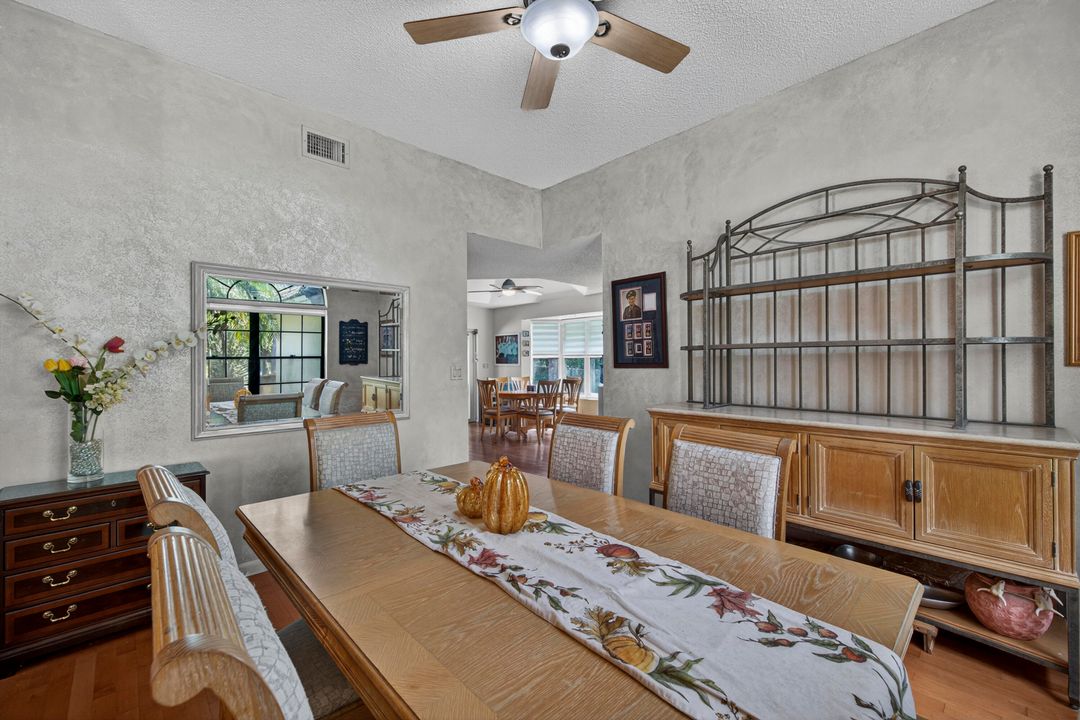 На продажу: $1,299,000 (4 спален, 2 ванн, 2747 Квадратных фут)