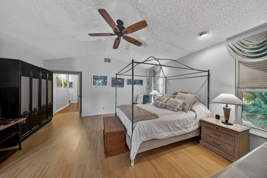 На продажу: $1,299,000 (4 спален, 2 ванн, 2747 Квадратных фут)