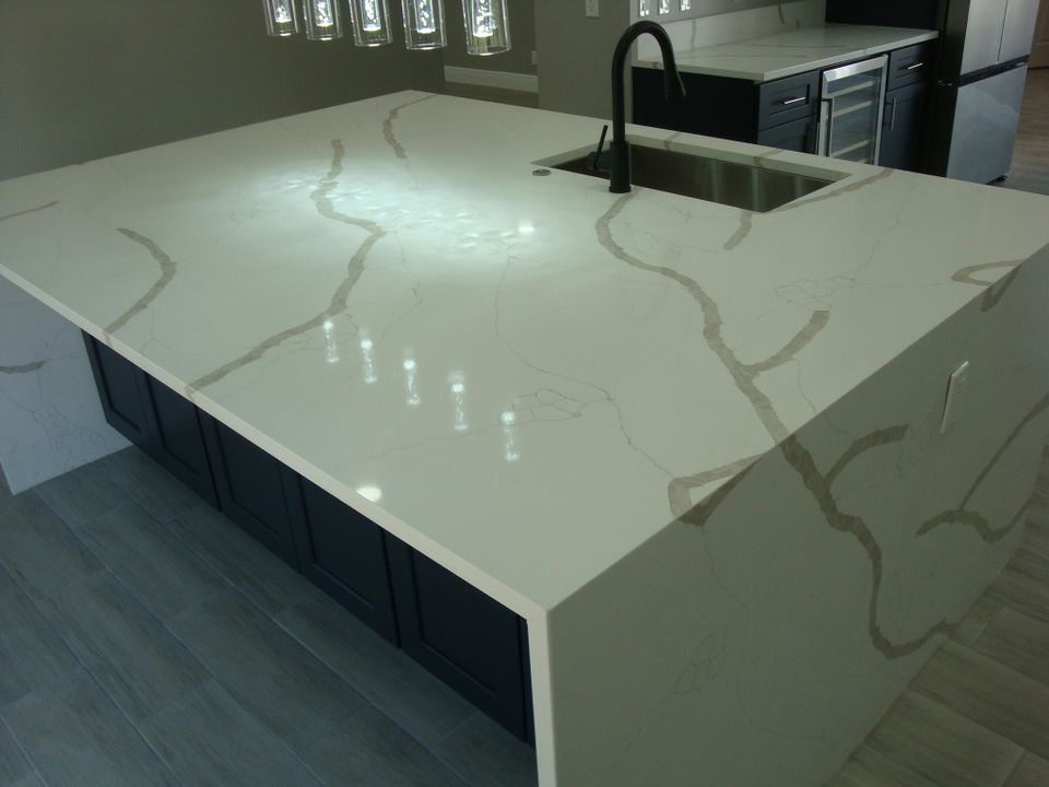 Active With Contract: $549,900 (3 beds, 2 baths, 2131 Square Feet)