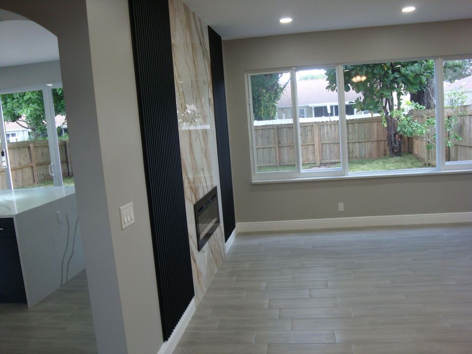 Active With Contract: $549,900 (3 beds, 2 baths, 2131 Square Feet)