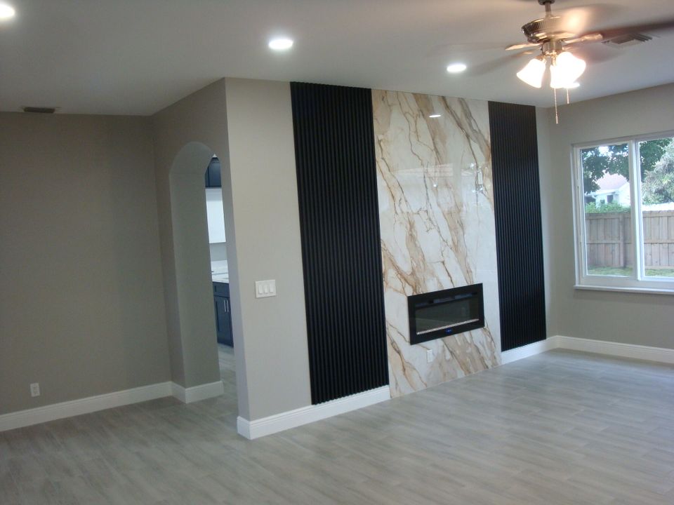 Active With Contract: $549,900 (3 beds, 2 baths, 2131 Square Feet)