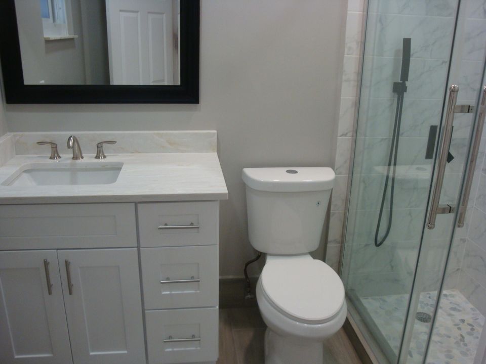 Active With Contract: $549,900 (3 beds, 2 baths, 2131 Square Feet)