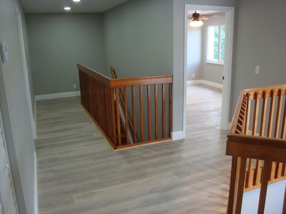 Active With Contract: $549,900 (3 beds, 2 baths, 2131 Square Feet)