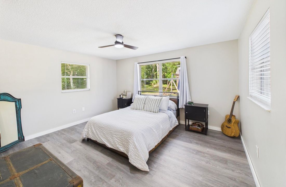 For Sale: $515,000 (3 beds, 2 baths, 1649 Square Feet)