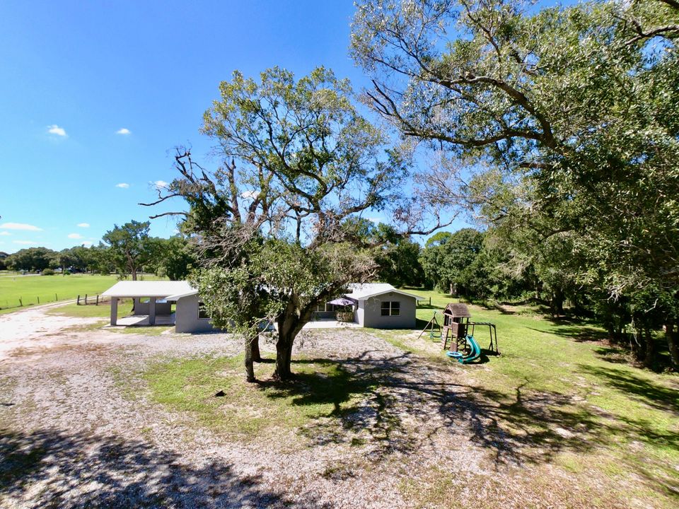For Sale: $515,000 (3 beds, 2 baths, 1649 Square Feet)