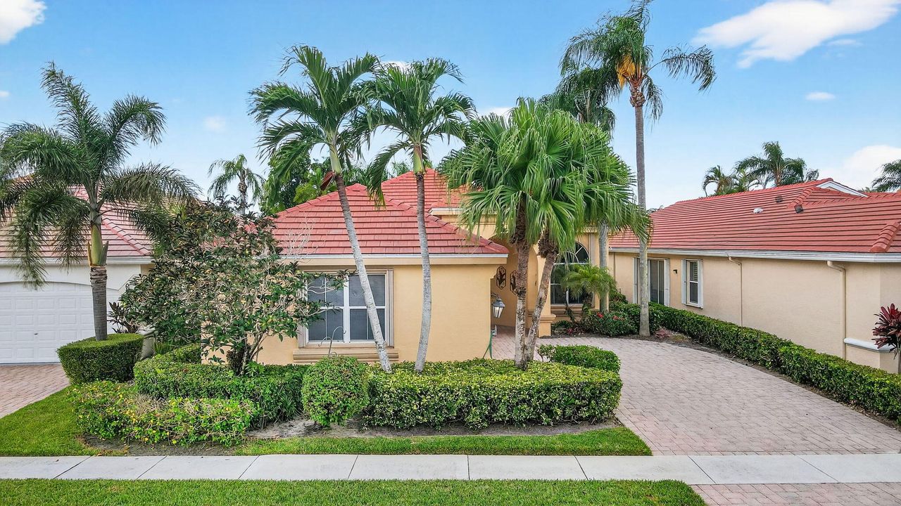 Vendido Recientemente: $399,900 (3 camas, 2 baños, 2459 Pies cuadrados)