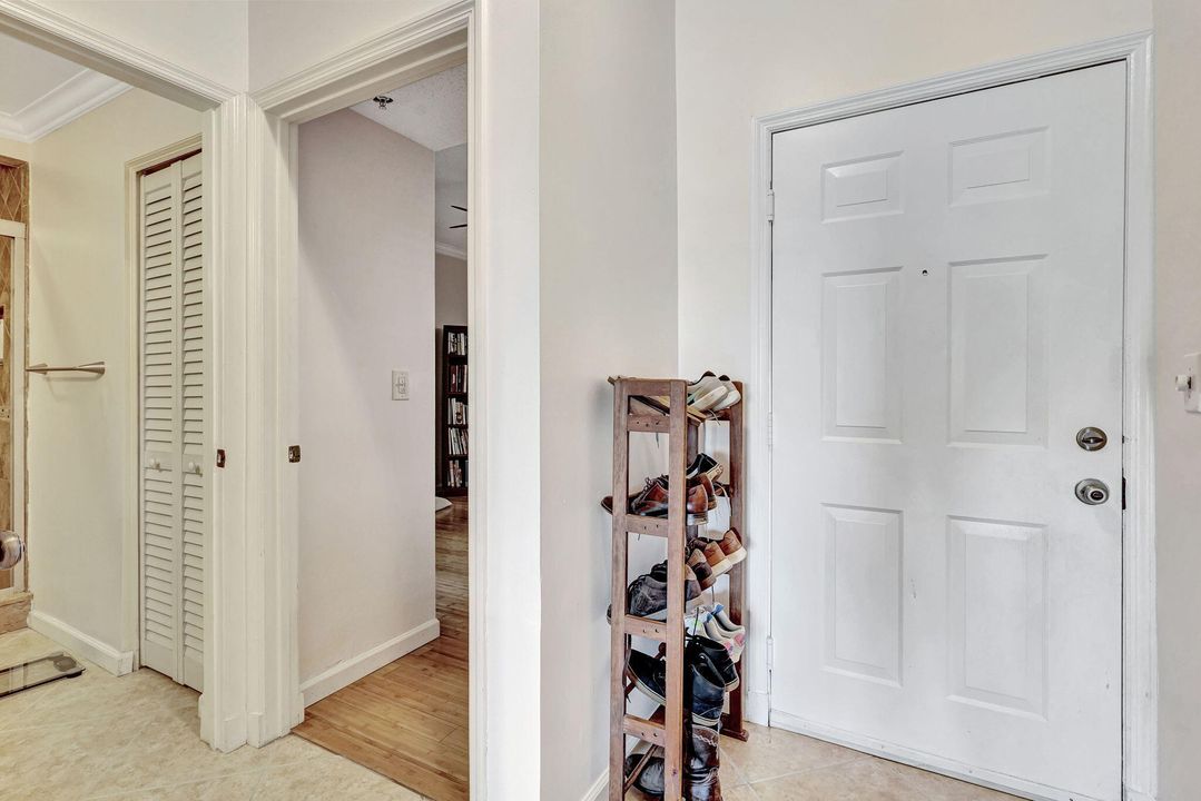 Active With Contract: $3,700 (2 beds, 2 baths, 975 Square Feet)