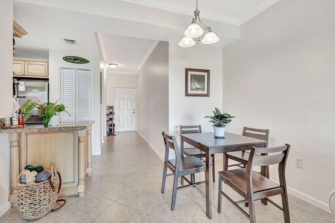 Active With Contract: $3,700 (2 beds, 2 baths, 975 Square Feet)