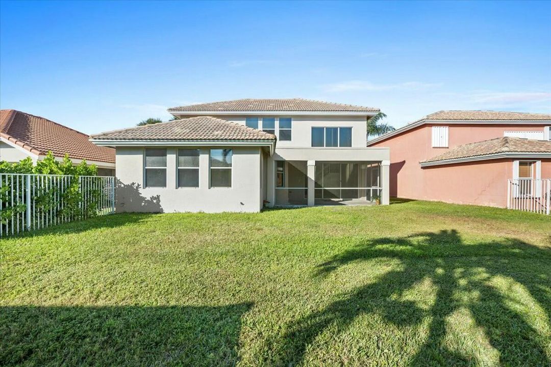 待售: $690,000 (5 贝兹, 3 浴室, 2435 平方英尺)