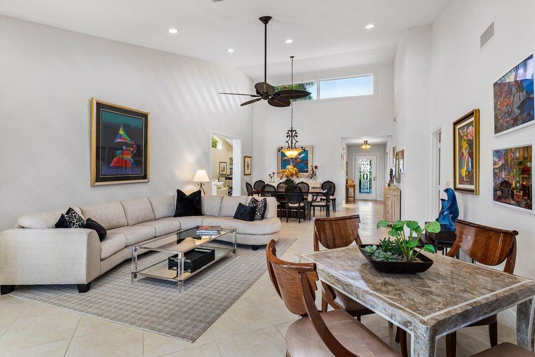 Active With Contract: $424,900 (2 beds, 2 baths, 2465 Square Feet)