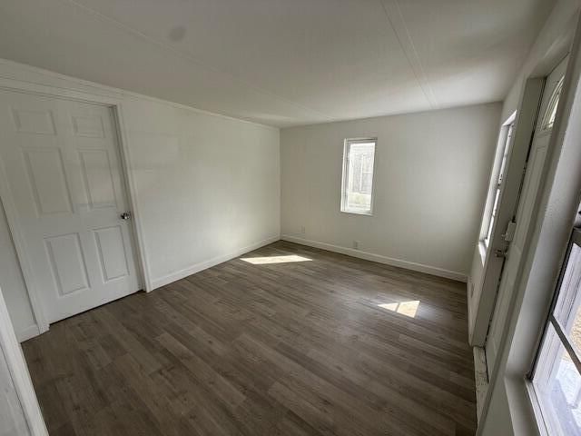 Active With Contract: $295,000 (3 beds, 3 baths, 1559 Square Feet)