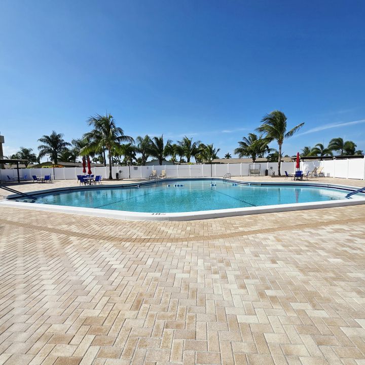 For Rent: $1,400 (1 beds, 1 baths, 661 Square Feet)