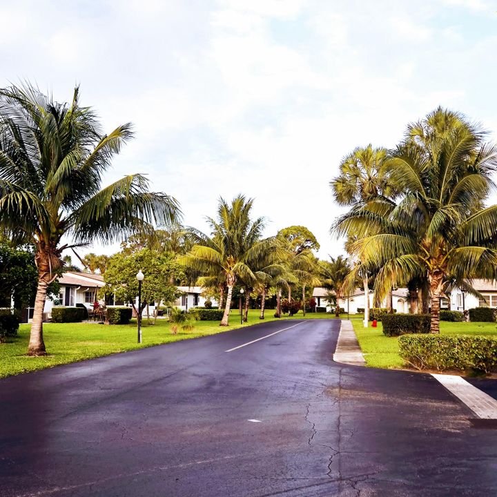 For Rent: $1,400 (1 beds, 1 baths, 661 Square Feet)