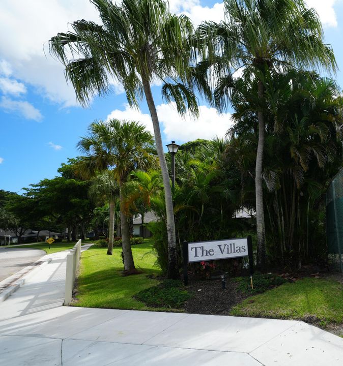 For Sale: $249,500 (3 beds, 2 baths, 1600 Square Feet)