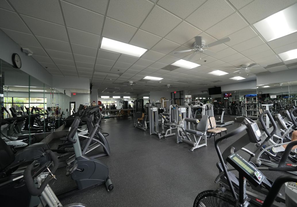 For Sale: $249,500 (3 beds, 2 baths, 1600 Square Feet)