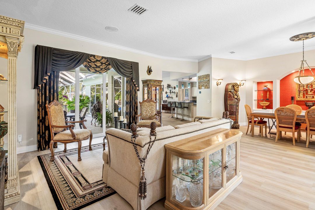 Active With Contract: $1,675,000 (4 beds, 3 baths, 2643 Square Feet)