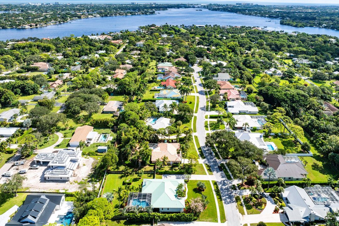 Active With Contract: $1,675,000 (4 beds, 3 baths, 2643 Square Feet)