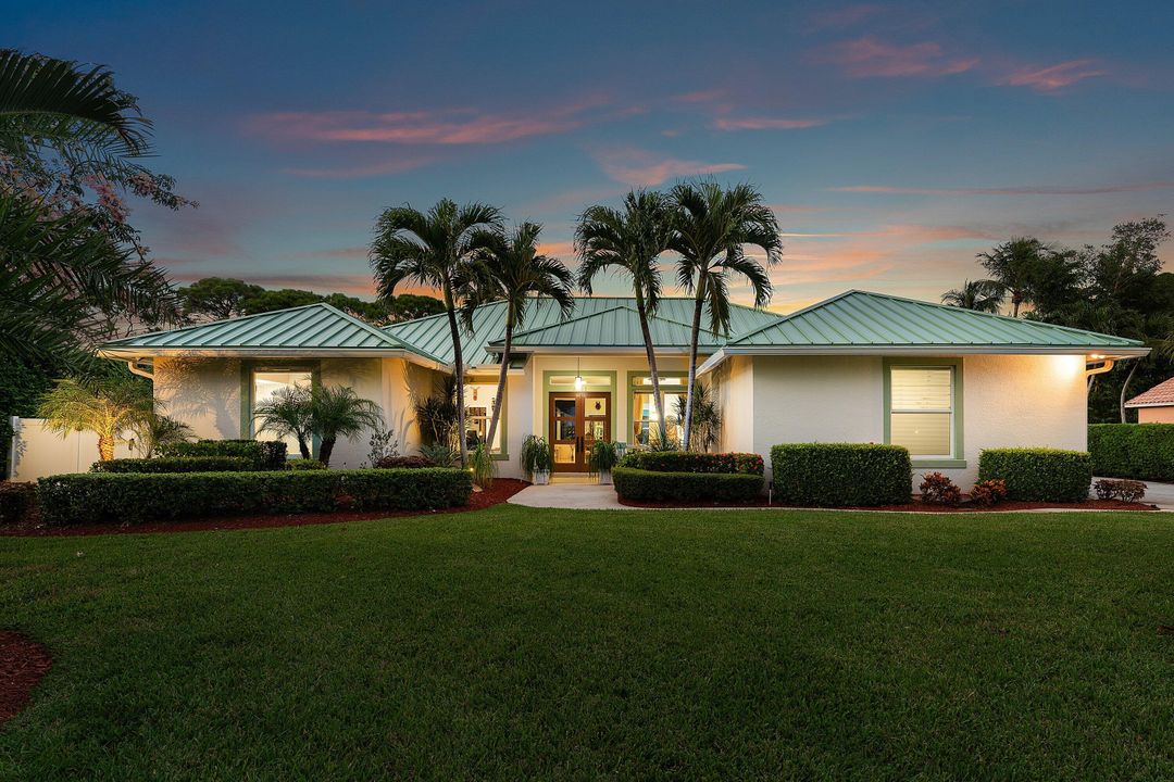 Active With Contract: $1,675,000 (4 beds, 3 baths, 2643 Square Feet)