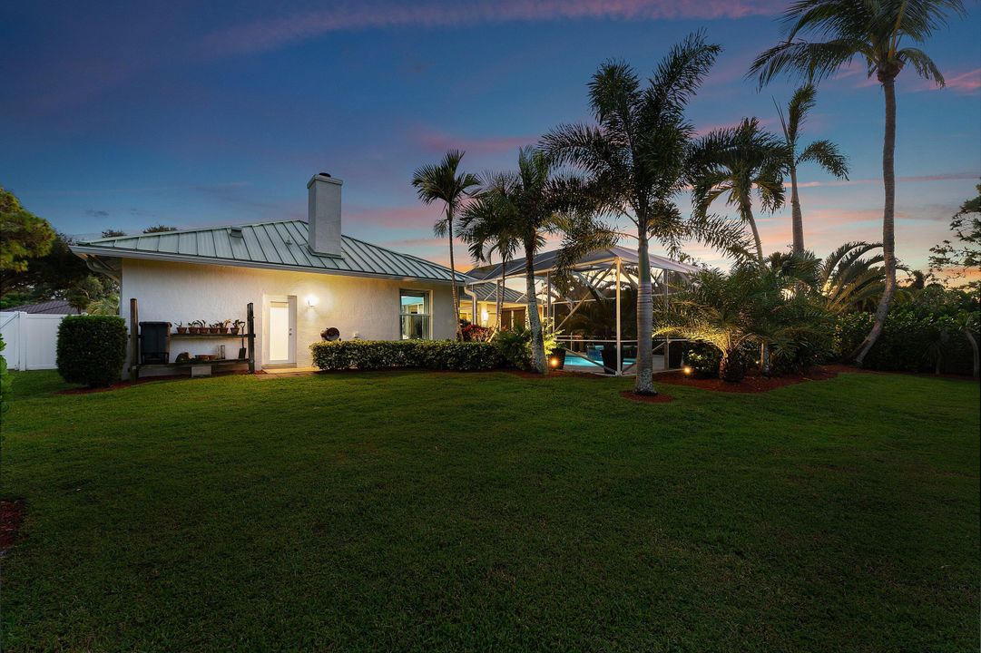 Active With Contract: $1,675,000 (4 beds, 3 baths, 2643 Square Feet)