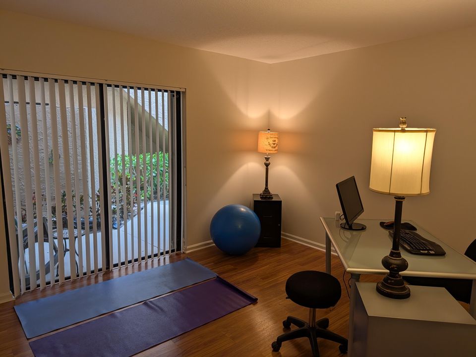 На продажу: $439,000 (2 спален, 2 ванн, 1071 Квадратных фут)