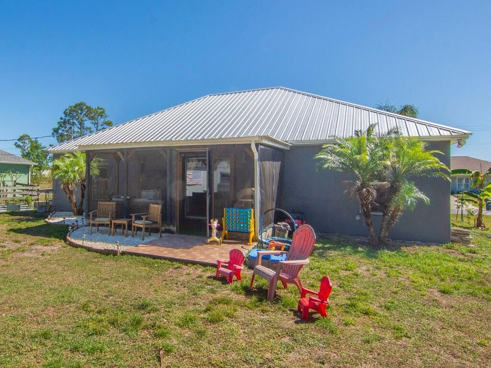 待售: $290,000 (3 贝兹, 2 浴室, 1350 平方英尺)