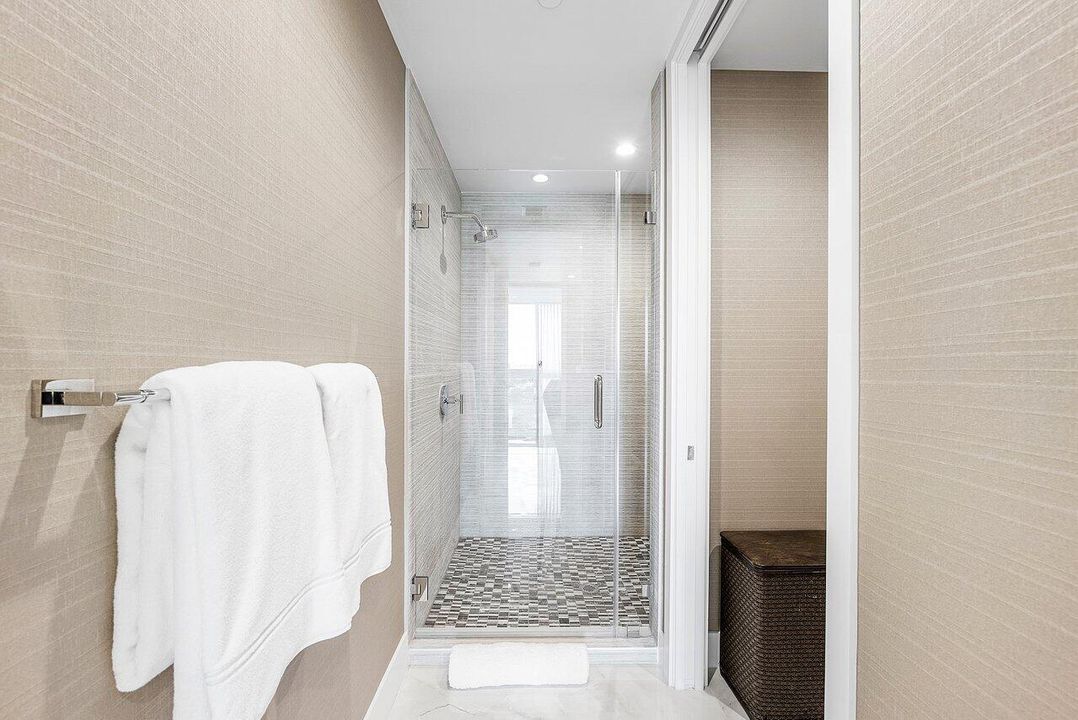 На продажу: $3,499,000 (4 спален, 4 ванн, 2706 Квадратных фут)