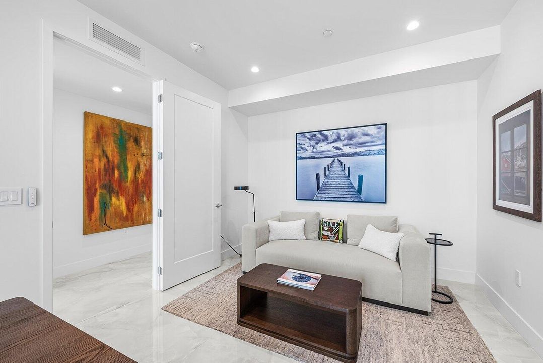 На продажу: $3,499,000 (4 спален, 4 ванн, 2706 Квадратных фут)