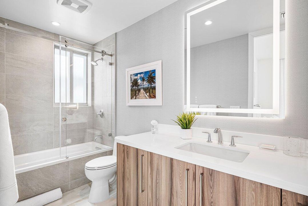 На продажу: $3,499,000 (4 спален, 4 ванн, 2706 Квадратных фут)