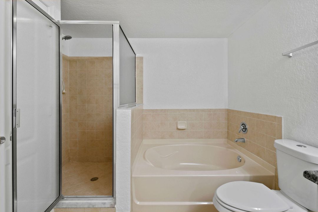 For Rent: $1,950 (3 beds, 2 baths, 1467 Square Feet)