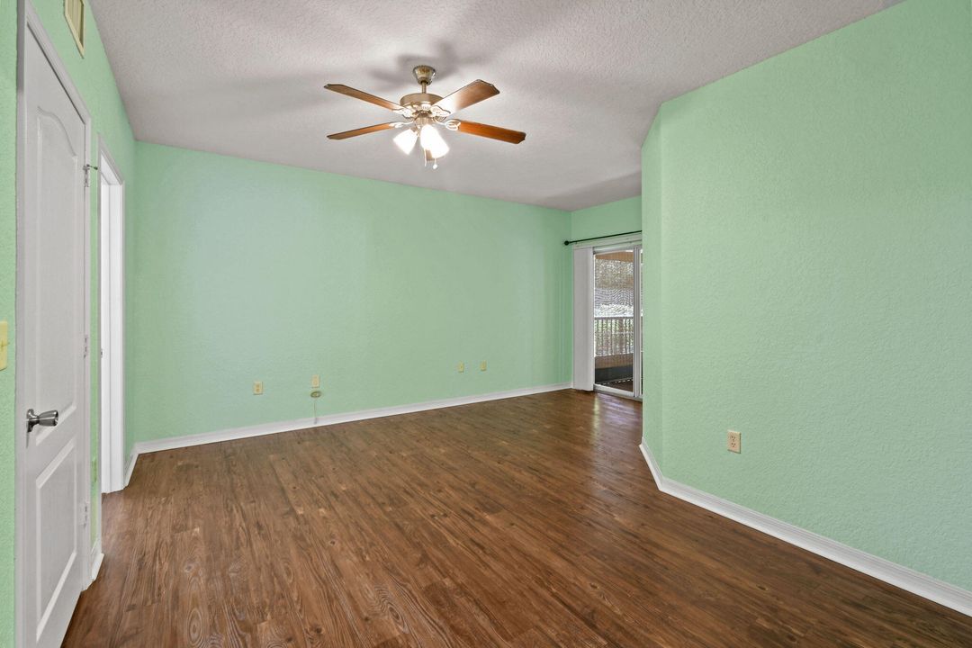 For Rent: $1,950 (3 beds, 2 baths, 1467 Square Feet)