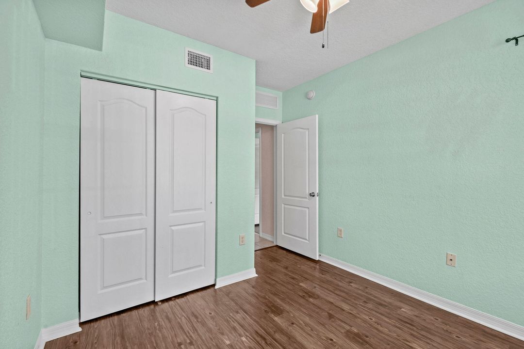 For Rent: $1,950 (3 beds, 2 baths, 1467 Square Feet)