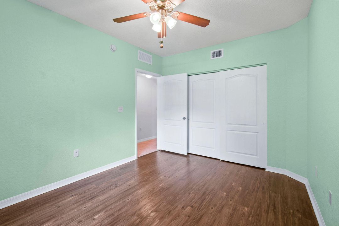 For Rent: $1,950 (3 beds, 2 baths, 1467 Square Feet)