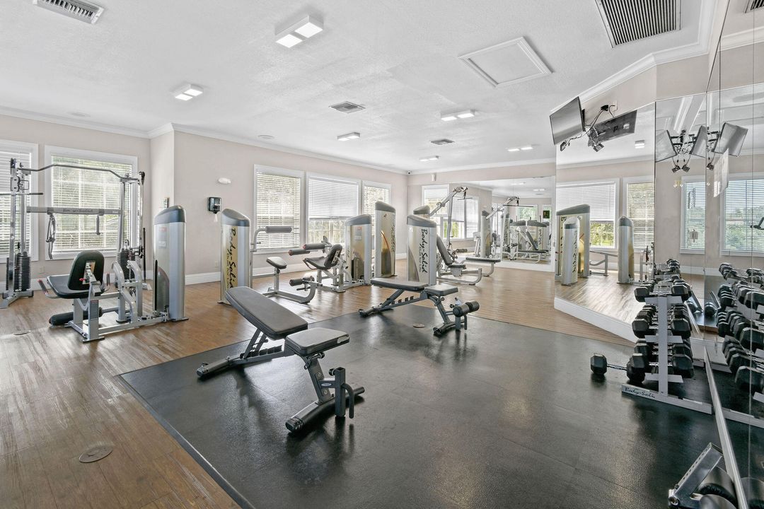 For Rent: $1,950 (3 beds, 2 baths, 1467 Square Feet)