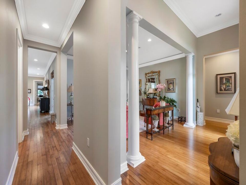 For Sale: $749,000 (3 beds, 3 baths, 2829 Square Feet)