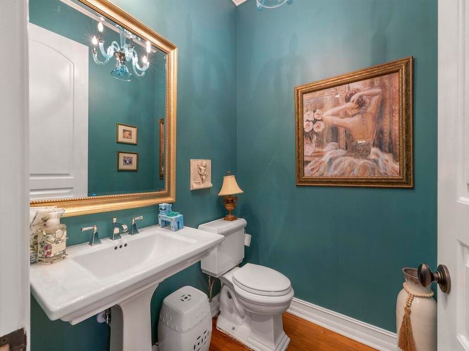 For Sale: $749,000 (3 beds, 3 baths, 2829 Square Feet)