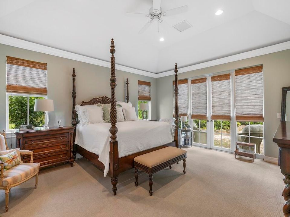 For Sale: $749,000 (3 beds, 3 baths, 2829 Square Feet)