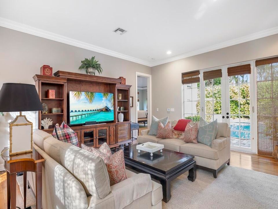 For Sale: $749,000 (3 beds, 3 baths, 2829 Square Feet)