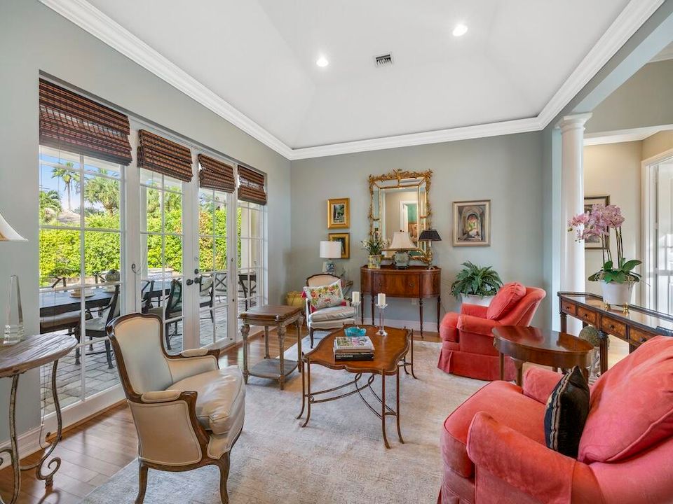 For Sale: $749,000 (3 beds, 3 baths, 2829 Square Feet)