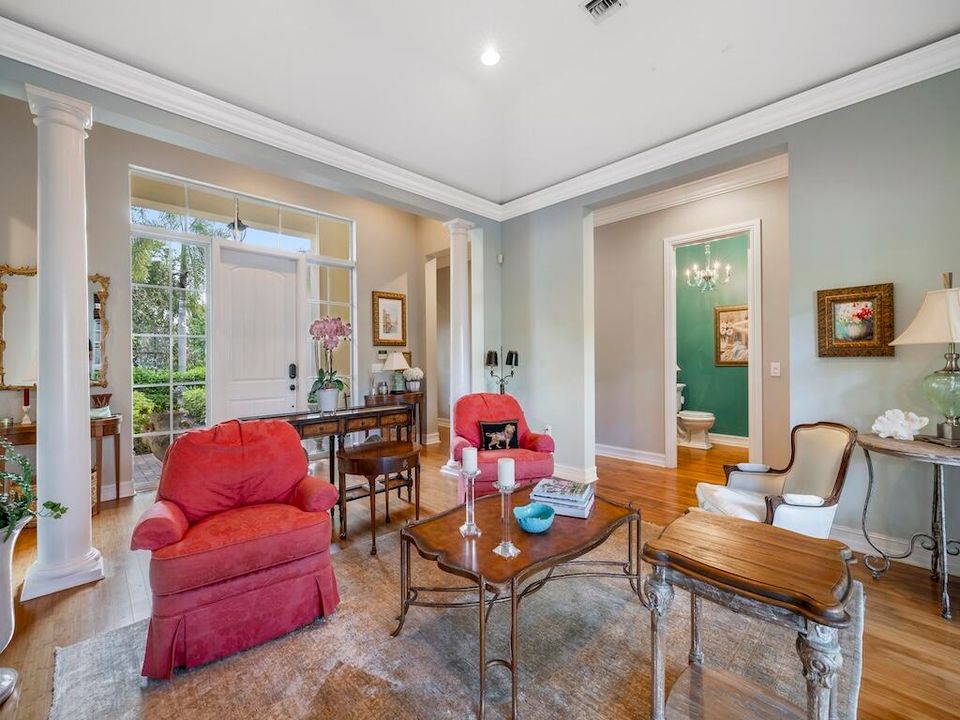 For Sale: $749,000 (3 beds, 3 baths, 2829 Square Feet)