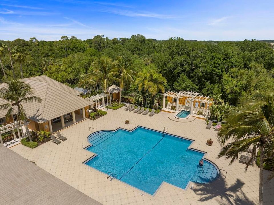 For Sale: $749,000 (3 beds, 3 baths, 2829 Square Feet)