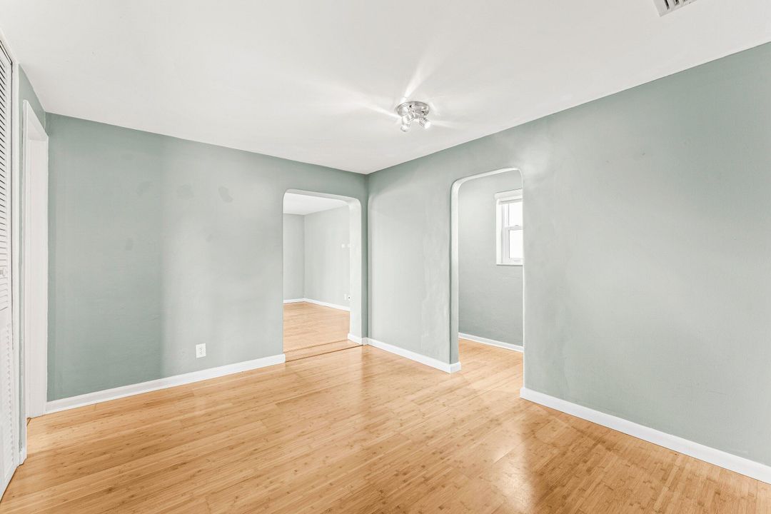 待售: $1,395,000 (3 贝兹, 2 浴室, 1952 平方英尺)