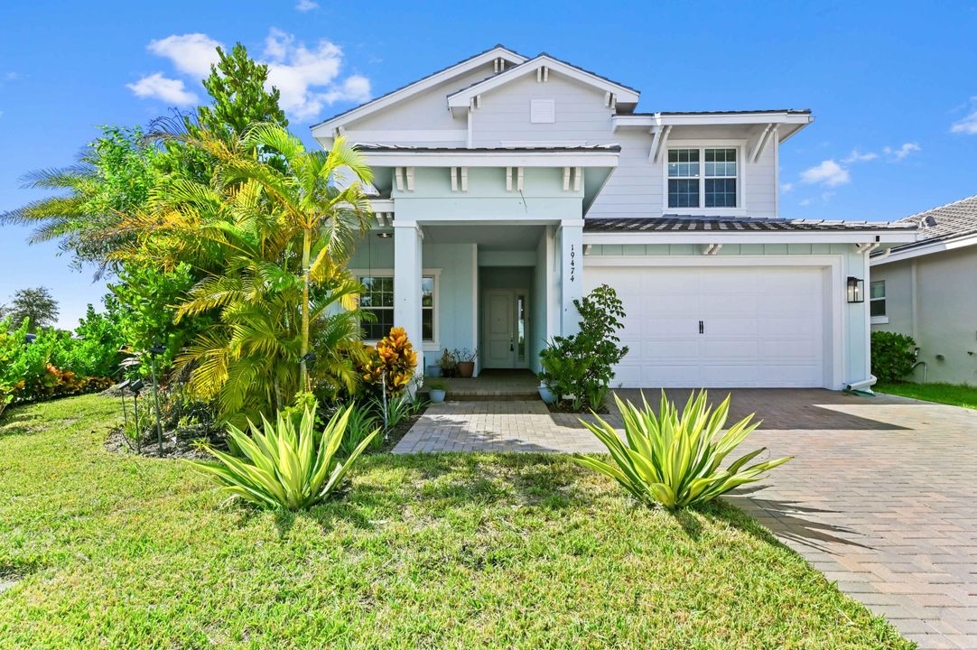 For Sale: $835,000 (4 beds, 3 baths, 2396 Square Feet)