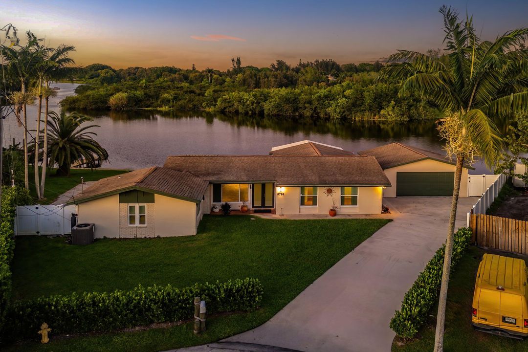 待售: $1,395,000 (3 贝兹, 2 浴室, 1952 平方英尺)