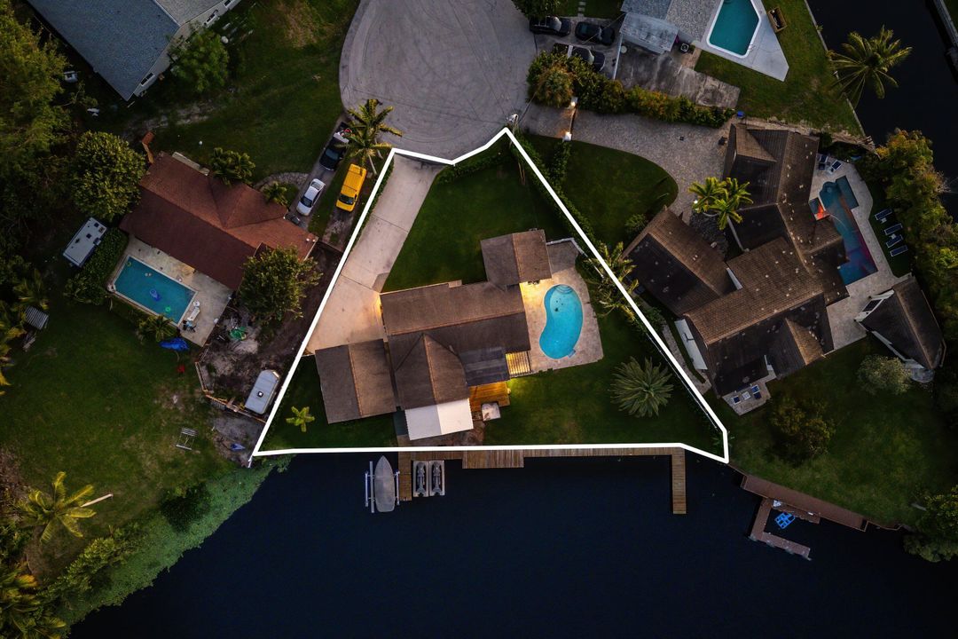 待售: $1,395,000 (3 贝兹, 2 浴室, 1952 平方英尺)