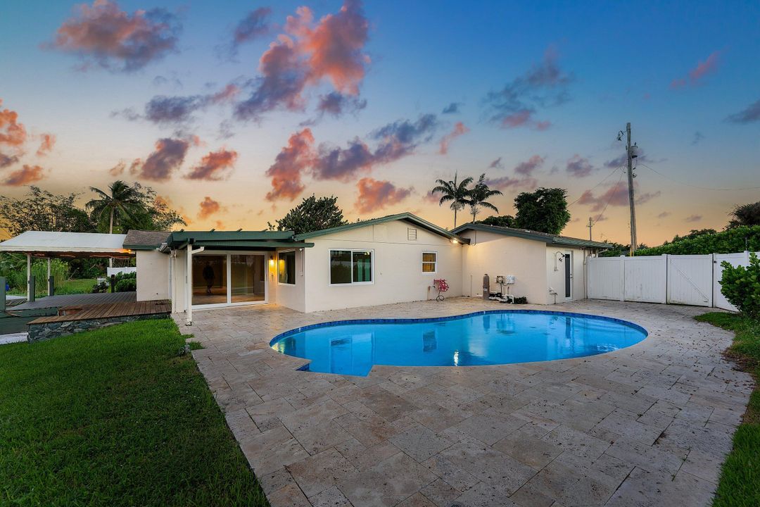 待售: $1,395,000 (3 贝兹, 2 浴室, 1952 平方英尺)