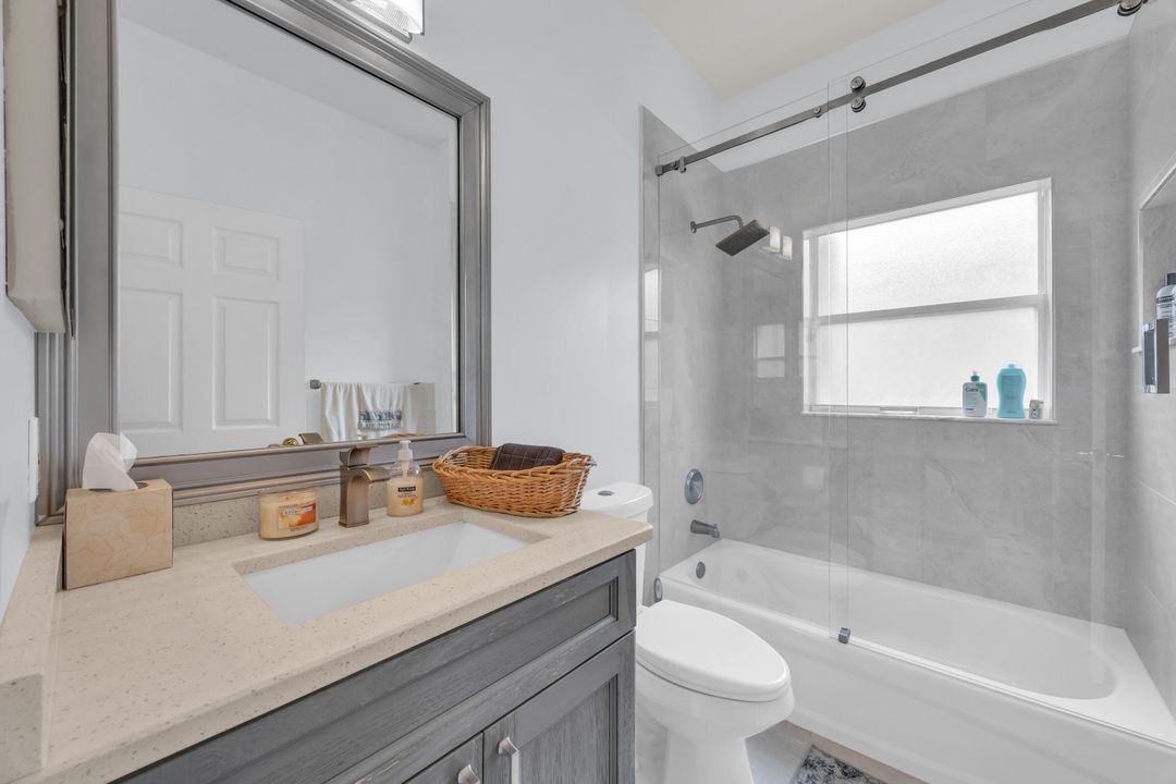 Active With Contract: $3,000 (2 beds, 2 baths, 1719 Square Feet)