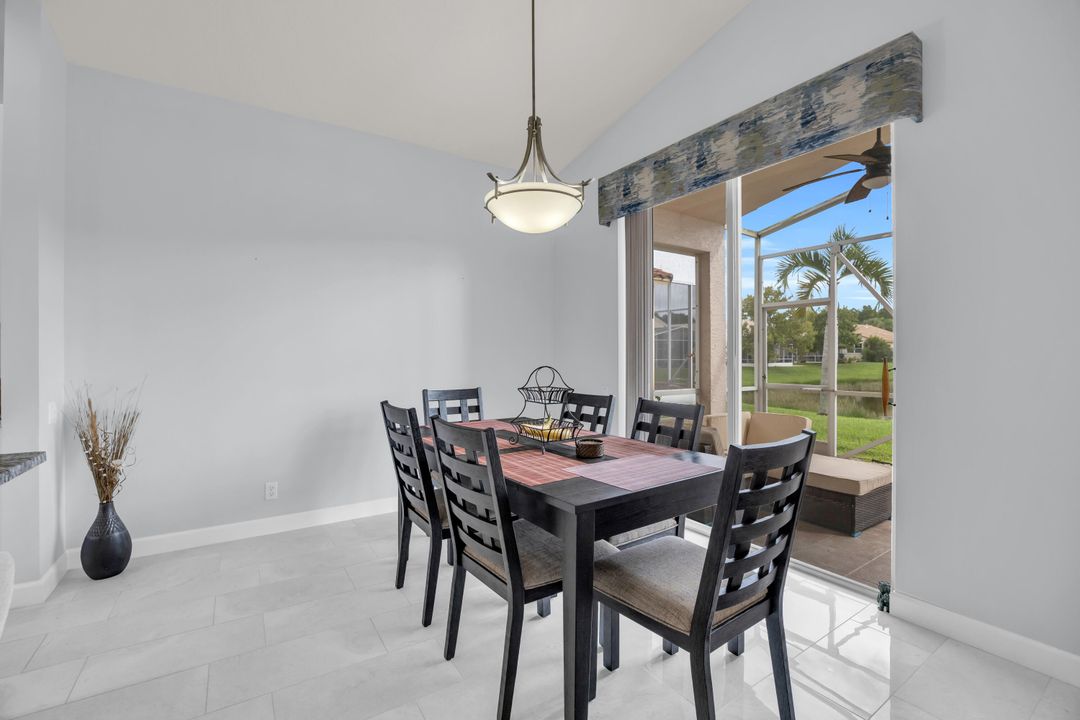 Active With Contract: $3,000 (2 beds, 2 baths, 1719 Square Feet)