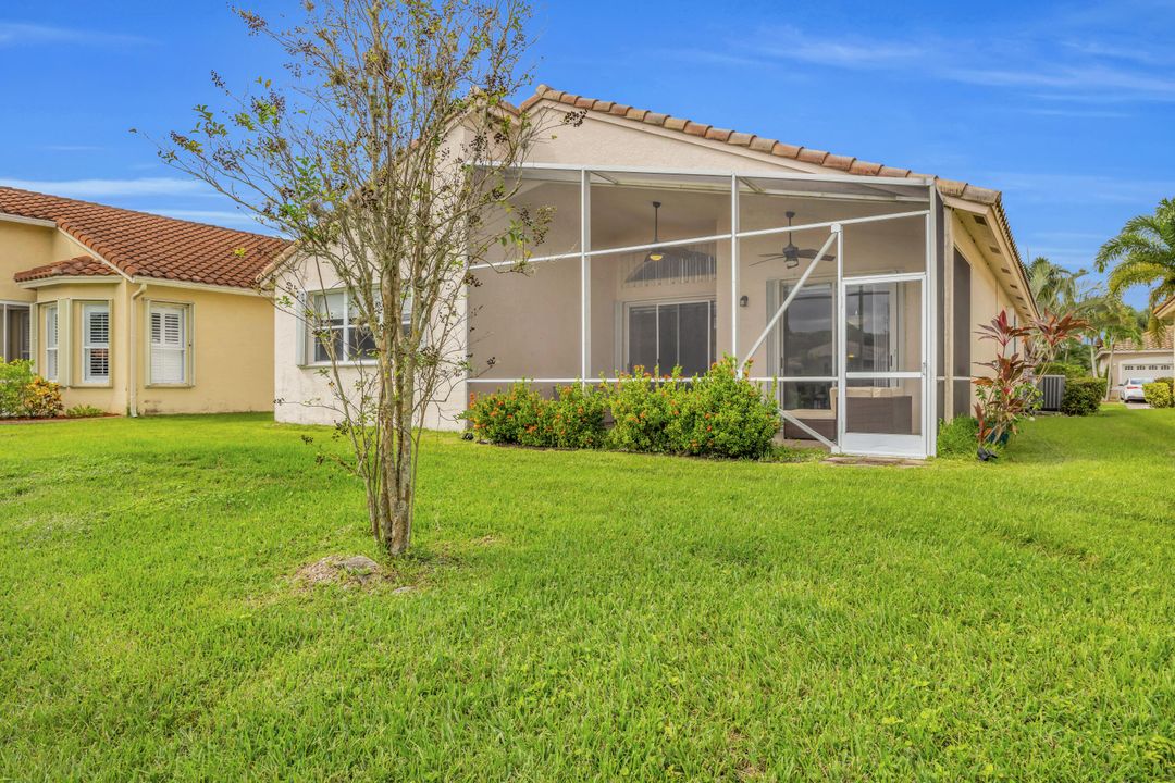 Active With Contract: $3,000 (2 beds, 2 baths, 1719 Square Feet)