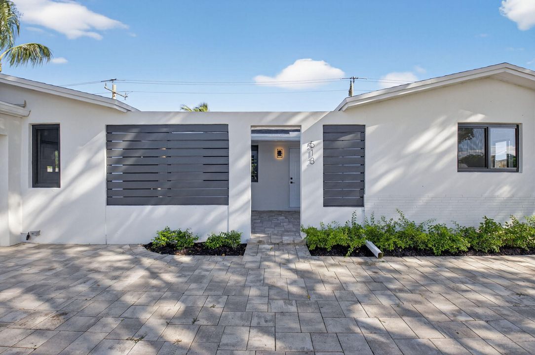 В аренду: $9,500 (2 спален, 1 ванн, 1203 Квадратных фут)