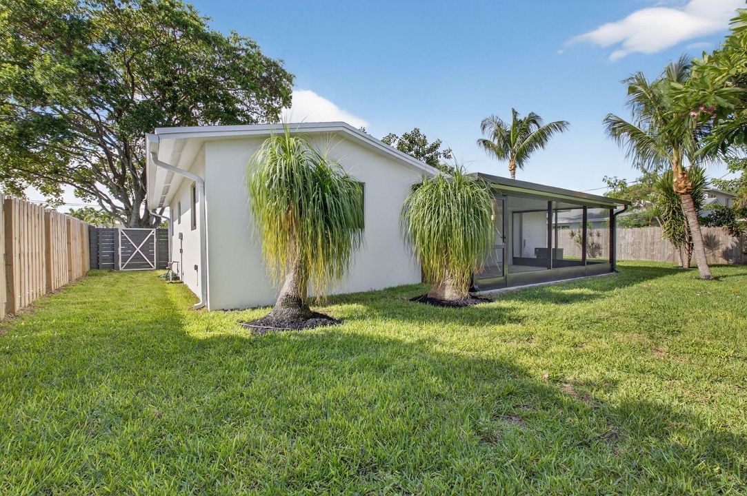 В аренду: $9,500 (2 спален, 1 ванн, 1203 Квадратных фут)